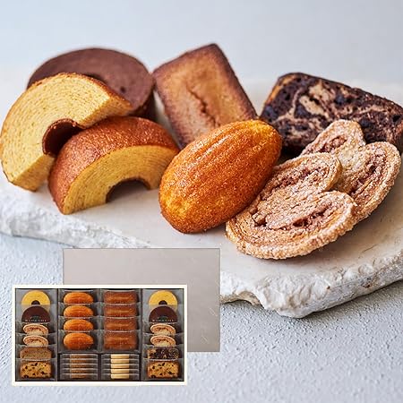 キハチ 焼菓子ギフト 10種30個入 大切な方へ お土産 個包装 プレゼント お祝い お菓子 お返し 内祝い バームクーヘン フィナンシェ マドレーヌ パウンドケーキ クッキー 詰め合わせ 贈り物 ギフト お菓子 内祝い 結婚祝い 引っ越し祝い お中元 御中元