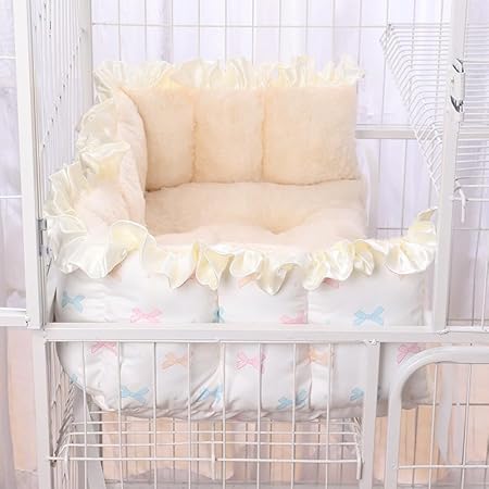 KUMORIJP ペット マット ケージ用 紐付き ペットベッド 落ちない 四隅紐付き ボア あったか 柔らかい かわいい レース装飾 洗える モフモフ ふわふわ クッション キャットタワー ソファ 多機能 犬 猫 小動物 敷く (カラフルリボン柄-ホワイトM（60×40×20cm）)