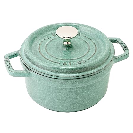 staub ストウブ 「 ピコ ココット ラウンド セージグリーン 16cm 」 小さい 両手 鋳物 ホーロー 鍋 IH対応 【シリアルナンバー付き日本正規販売品】 La Cocotte Round 40508-400